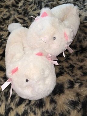 Limited edition🩷 SKIMS slippers plush cat / perfect for Christmas gift